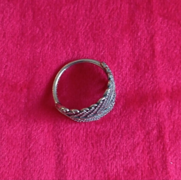 PANDORA Light As a Feather Silver Ring Size 4 - Picture 4 of 6
